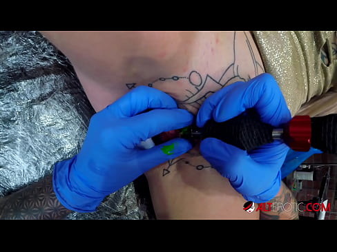 ❤️ Sully Savage oo aad u tattooed ayaa Kintirkeeda ku sawirtay tattoo %so.space-assistant.ru